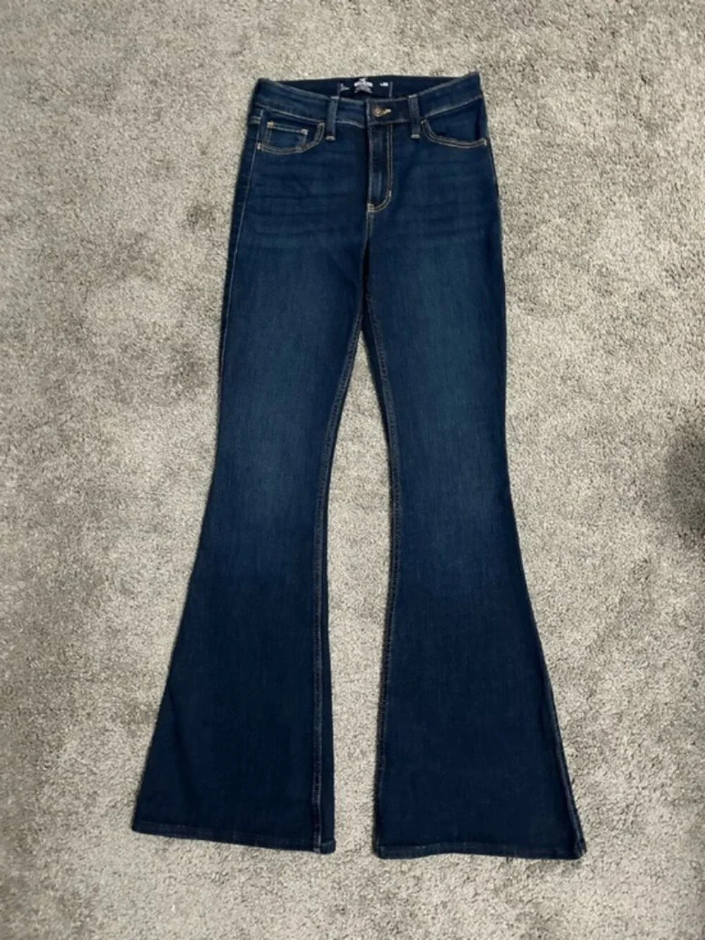 Hollister High Rise Flare Jeans Dark Wash Y2K Retro Size 26R Boho Chic - Picture 2 of 10